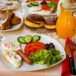 Ionian Luxury & Szálloda *