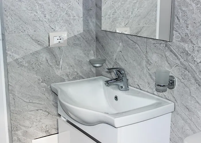 Ionian Luxury & * Ksamil