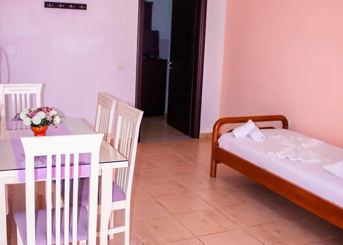 Ionian Luxury & Hotel *