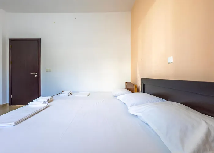 Ionian Luxury & Hotel *