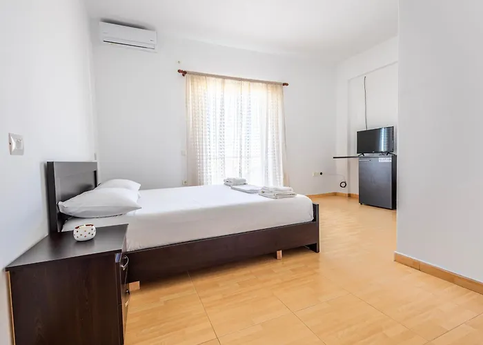 Ionian Luxury & كساميل