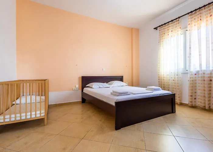 Ionian Luxury & فندق